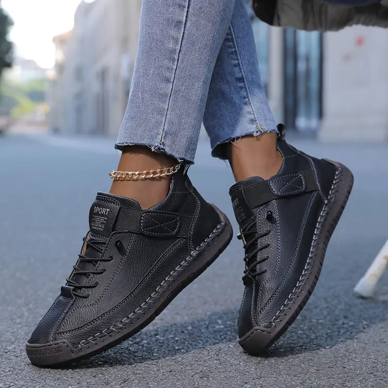 Zapatillas deportivas para mujer con suela ortopédica e inserciones elásticas