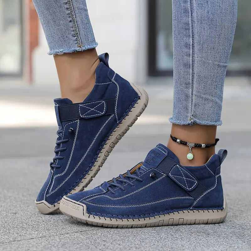Zapatillas deportivas para mujer con suela ortopédica e inserciones elásticas