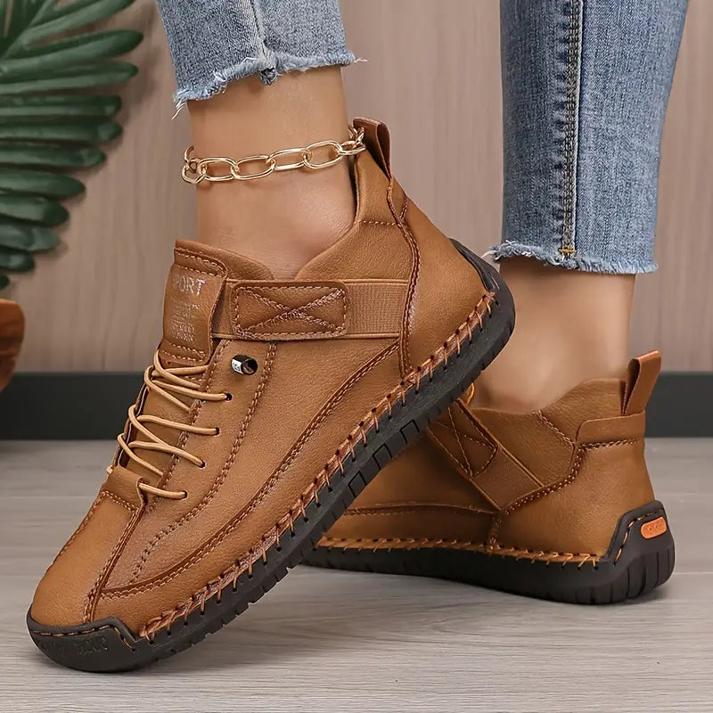 Zapatillas deportivas para mujer con suela ortopédica e inserciones elásticas