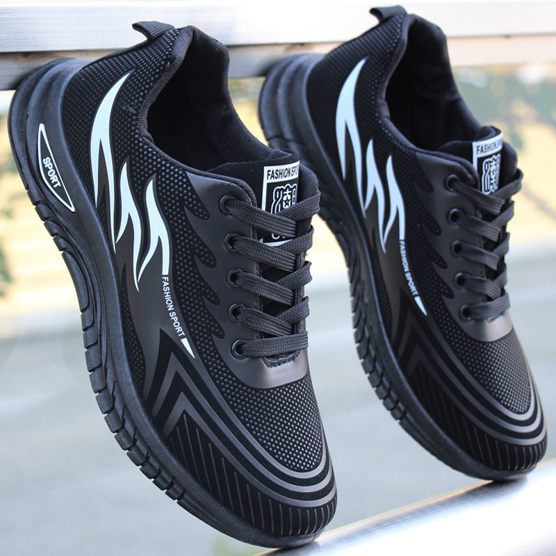 Zapatillas deportivas para todo tipo de clima con detalle de llama