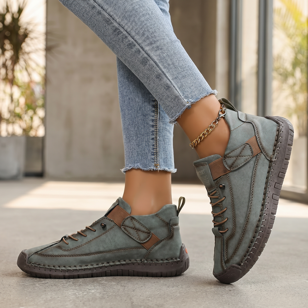 Zapatillas deportivas transpirables de textil para mujer | Calzado cómodo para pasear sin cordones