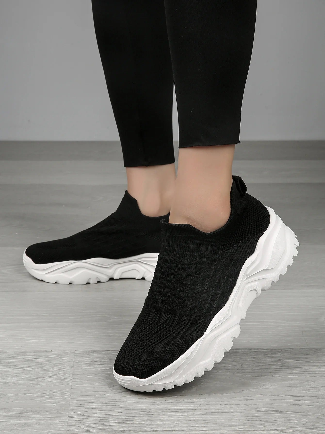 Zapatillas ortopédicas sin cordones para mujer - Naranja y blanco