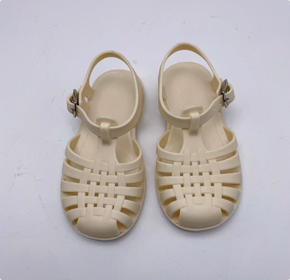 Zapatos antideslizantes de playa y natación para niños