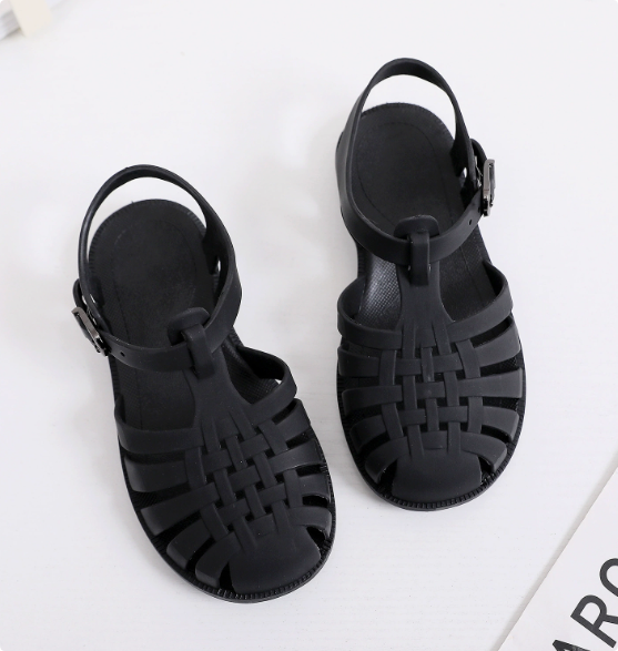Zapatos antideslizantes de playa y natación para niños