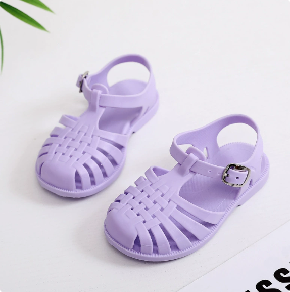 Zapatos antideslizantes de playa y natación para niños