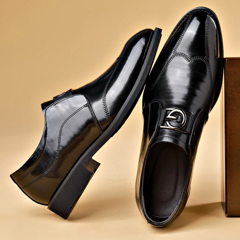 Zapatos de cuero hechos a mano