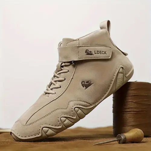 Zapatos impermeables con diseño resistente