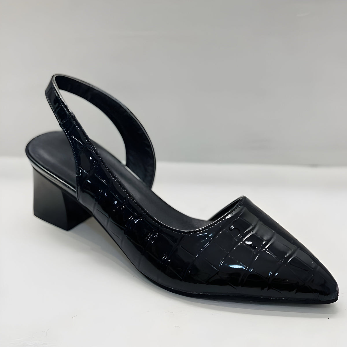 Zapatos ortopédicos para mujer con talón abierto