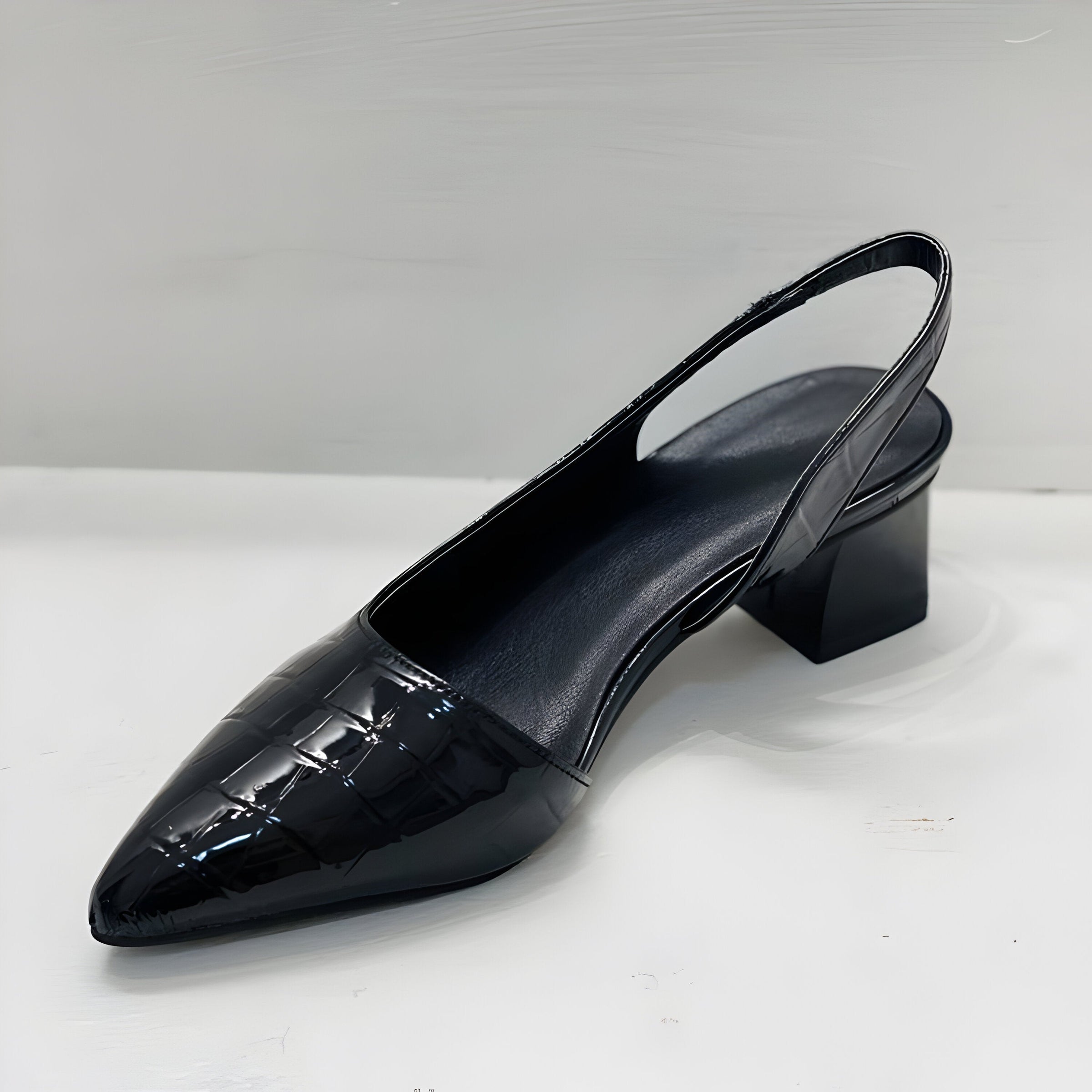 Zapatos ortopédicos para mujer con talón abierto